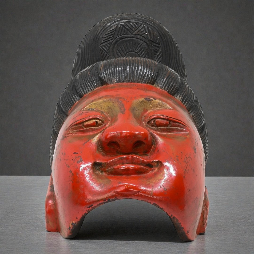 Masque oriental en bois laqué - Début du XXe siècle-photo-3